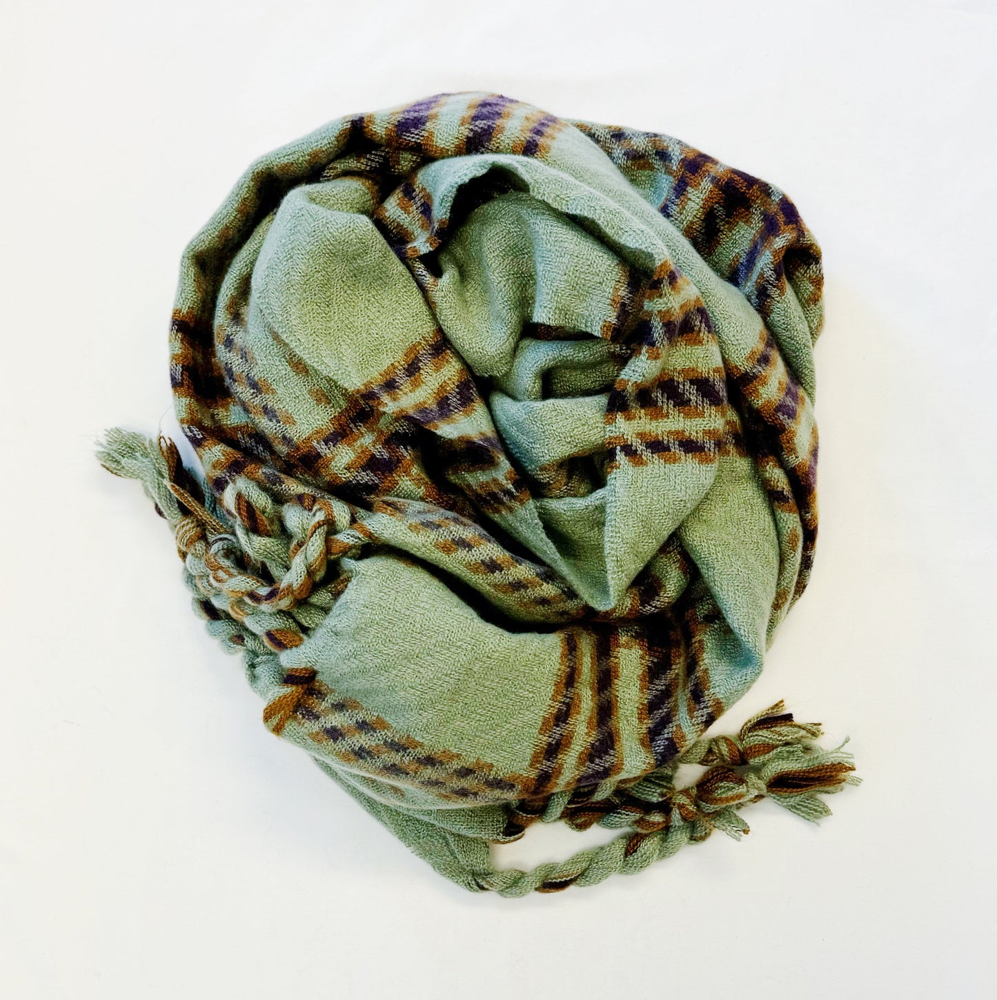 Chic Braided Fringe Plaid Scarf - Your Go-To Accessory for Every Occasion