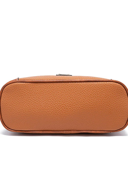 Chic & Versatile Medium PU Leather Crossbody Bag – Your Ultimate Style Companion