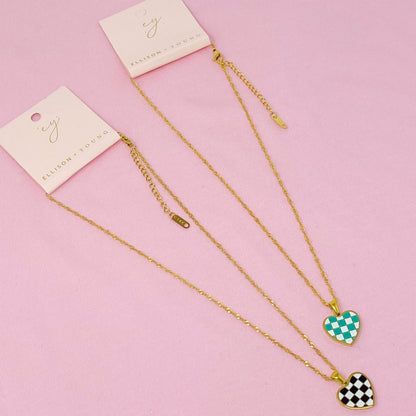 Dazzling Checkered Heart Pendant Necklace - Edgy Elegance for Every Occasion