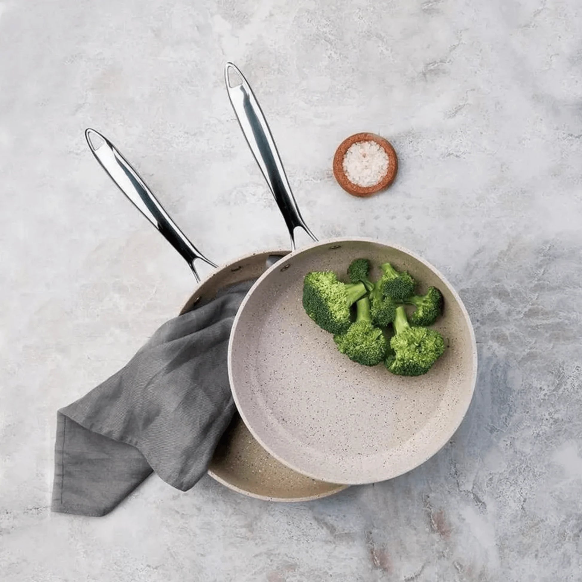 Upgrade Your Cooking with the Korkmaz Granita 9.5-Inch Non-Stick Aluminum Fry Pan and Tava - Perfect for Healthy Meals!
