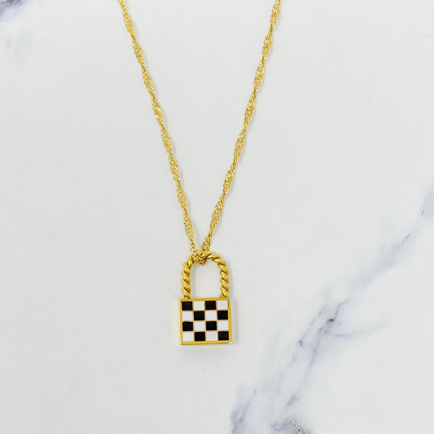 Stylish Checkered Design Locket Necklace for the Modern Woman