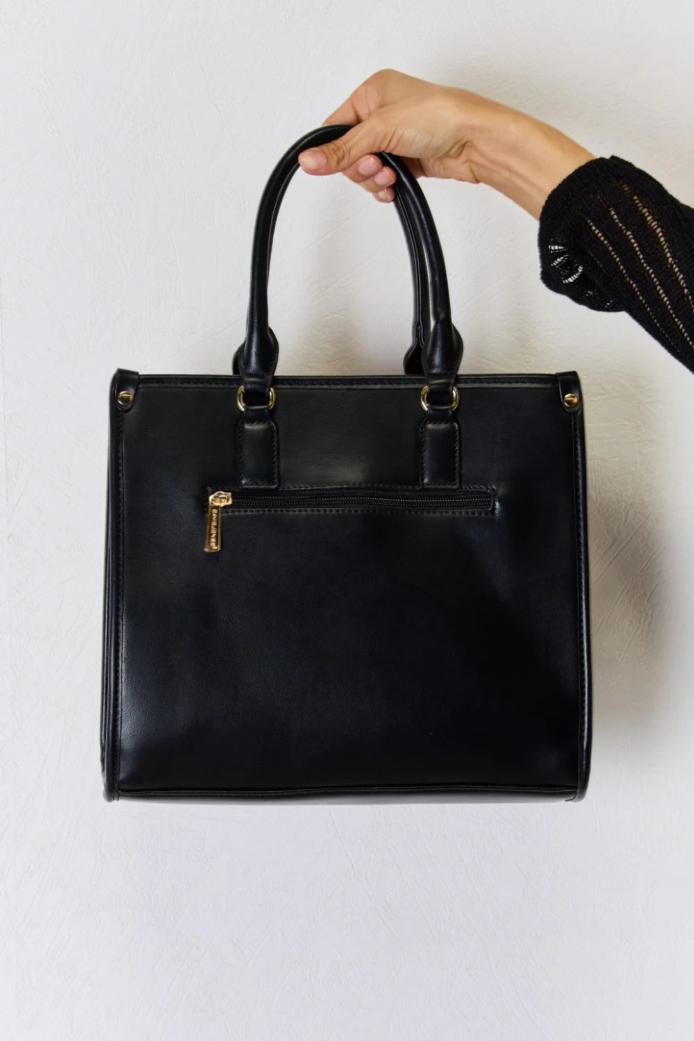 Elevate Your Everyday Look with the David Jones Stylish Argyle Pattern Faux Leather Handbag
