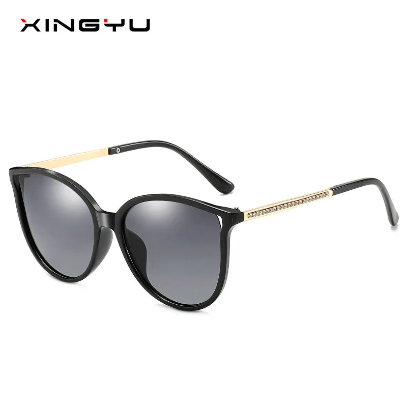Elevate Your Outdoor Style with Women's Oversized Polarized Sunglasses - Perfect for Travel, Driving, and Adventure