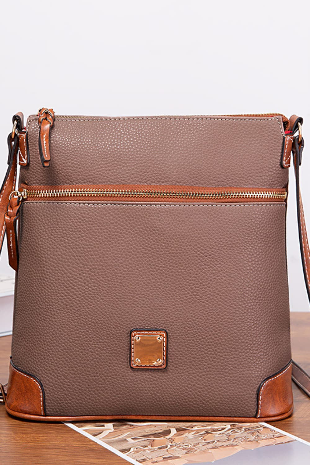 Chic & Versatile Medium PU Leather Crossbody Bag – Your Ultimate Style Companion