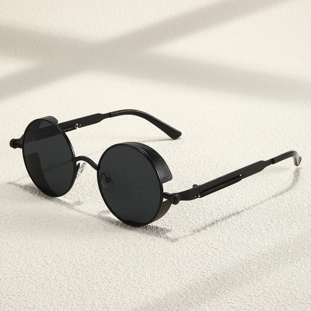 Unleash Your Inner Trendsetter with Our Metal Steampunk-Inspired Round Sunglasses for Men – The Ultimate Retro Fashion Statement!