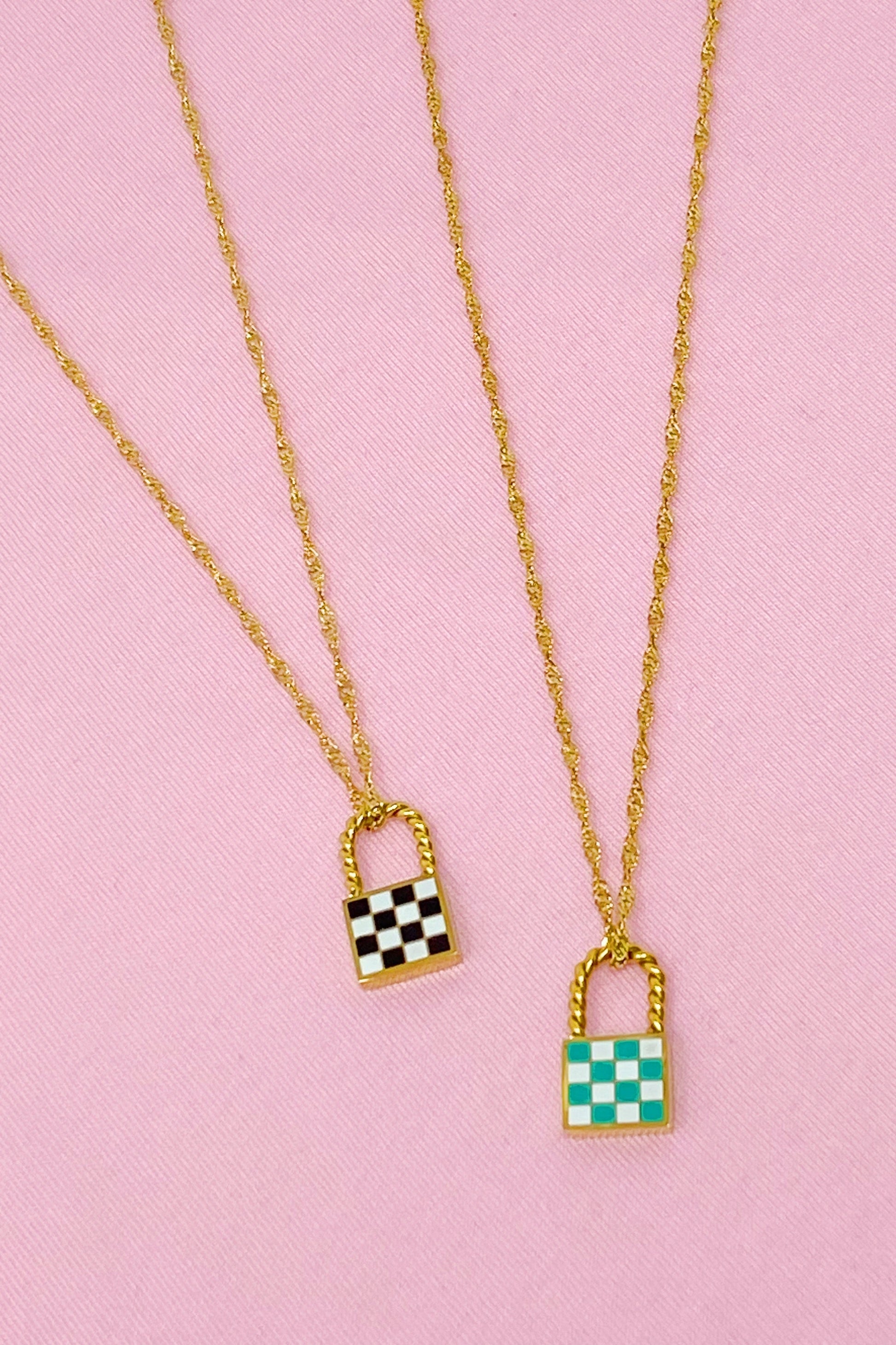 Stylish Checkered Design Locket Necklace for the Modern Woman