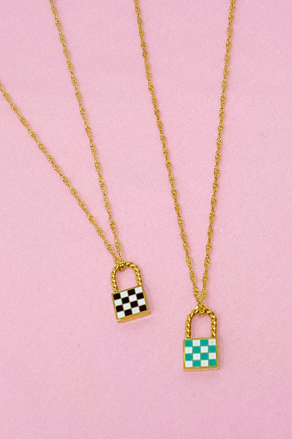 Stylish Checkered Design Locket Necklace for the Modern Woman