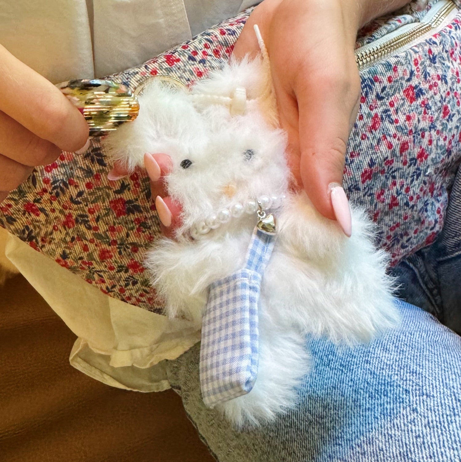 Adorable Rabbit Brush Bag Charm – Elevate Your Accessory Game with Whimsical Style