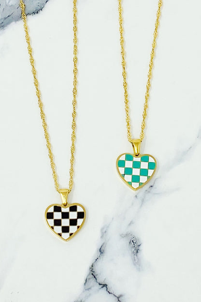 Dazzling Checkered Heart Pendant Necklace - Edgy Elegance for Every Occasion