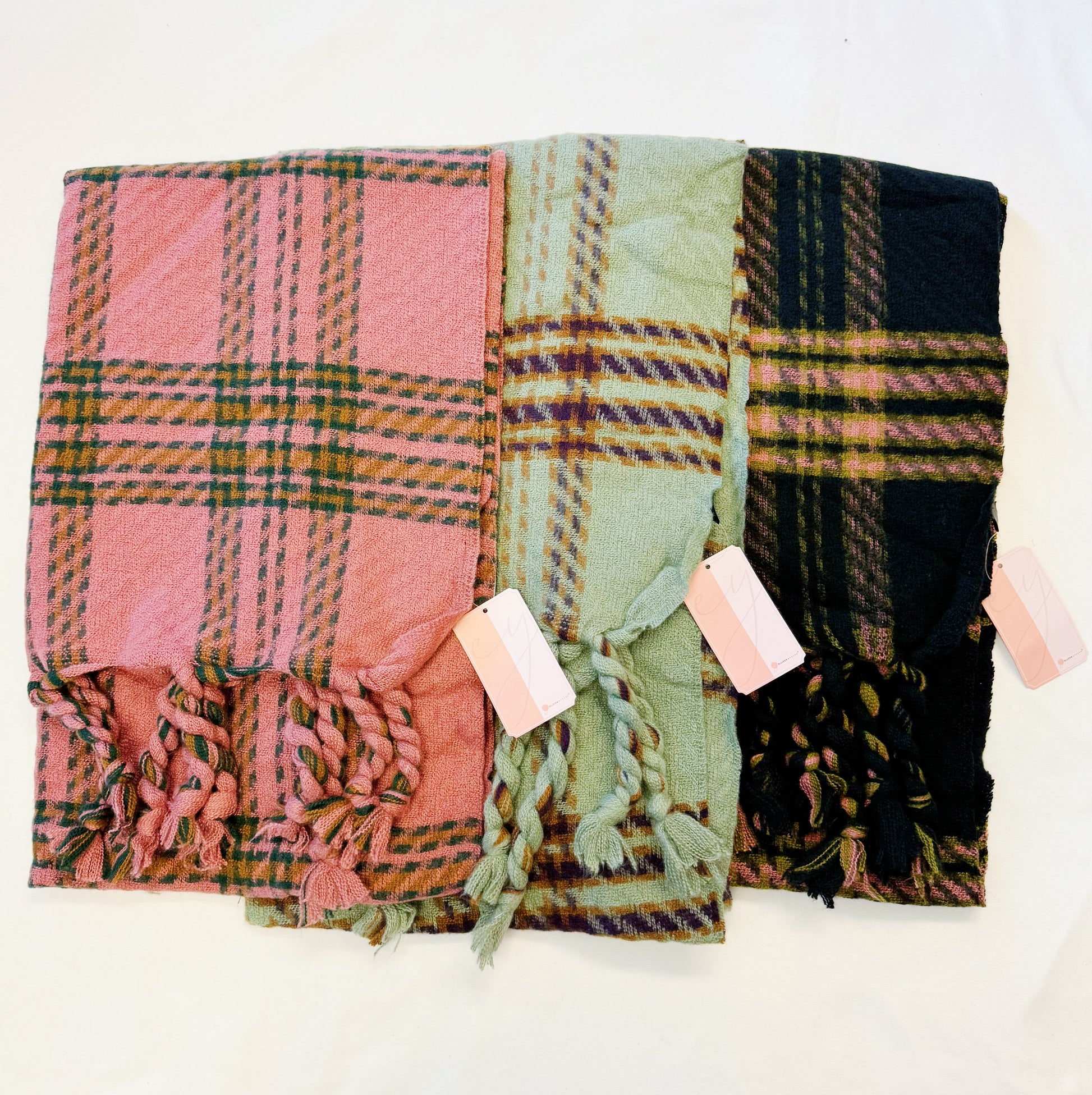 Chic Braided Fringe Plaid Scarf - Your Go-To Accessory for Every Occasion