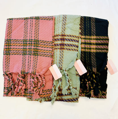 Chic Braided Fringe Plaid Scarf - Your Go-To Accessory for Every Occasion