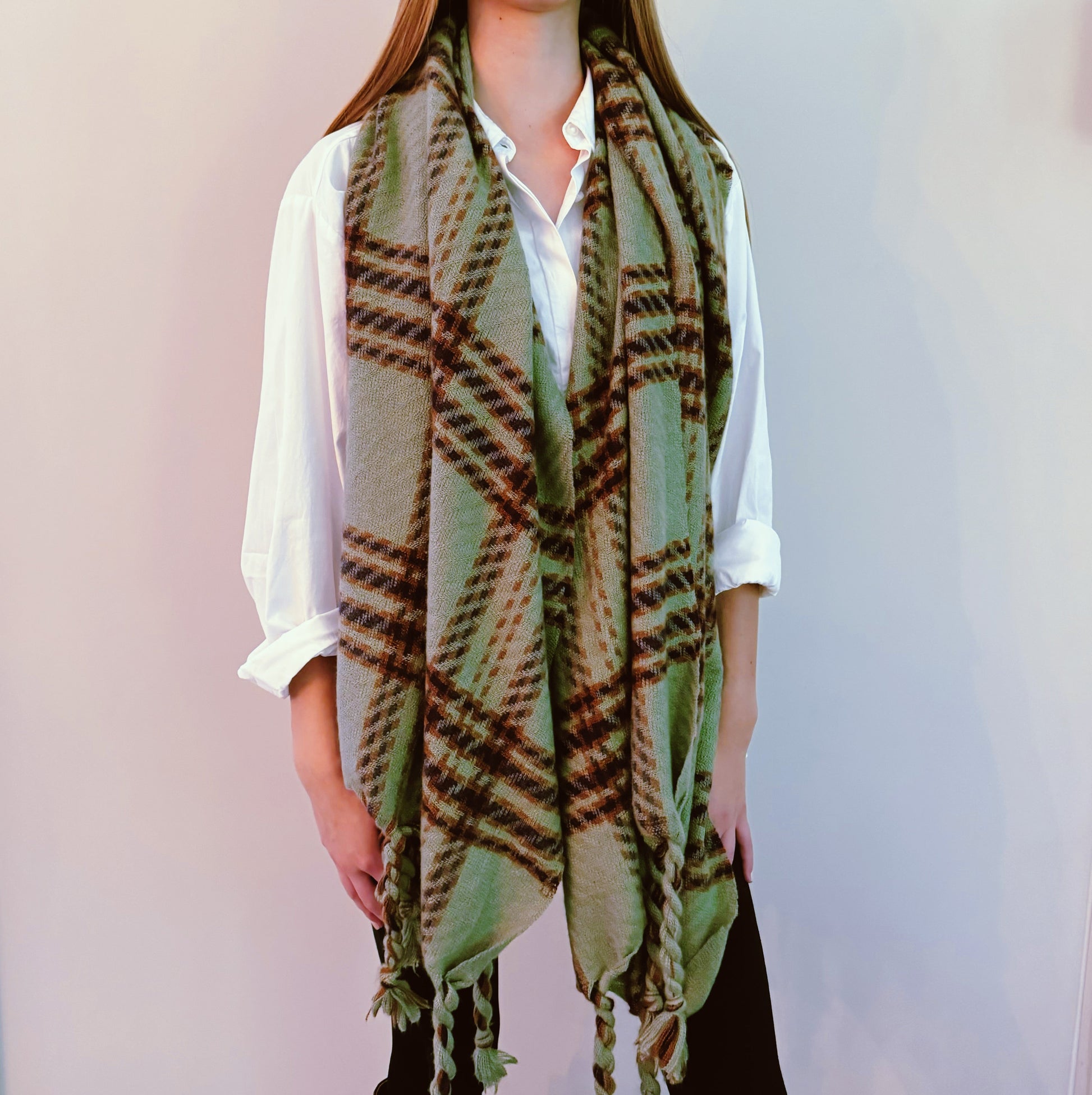 Chic Braided Fringe Plaid Scarf - Your Go-To Accessory for Every Occasion