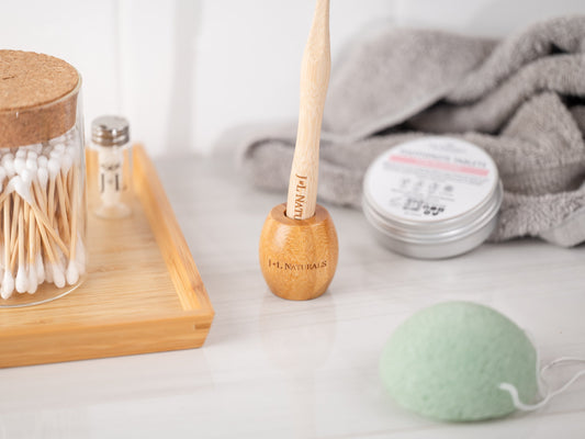 Elevate Your Bathroom Decor with Our Elegant Wooden Toothbrush Holder