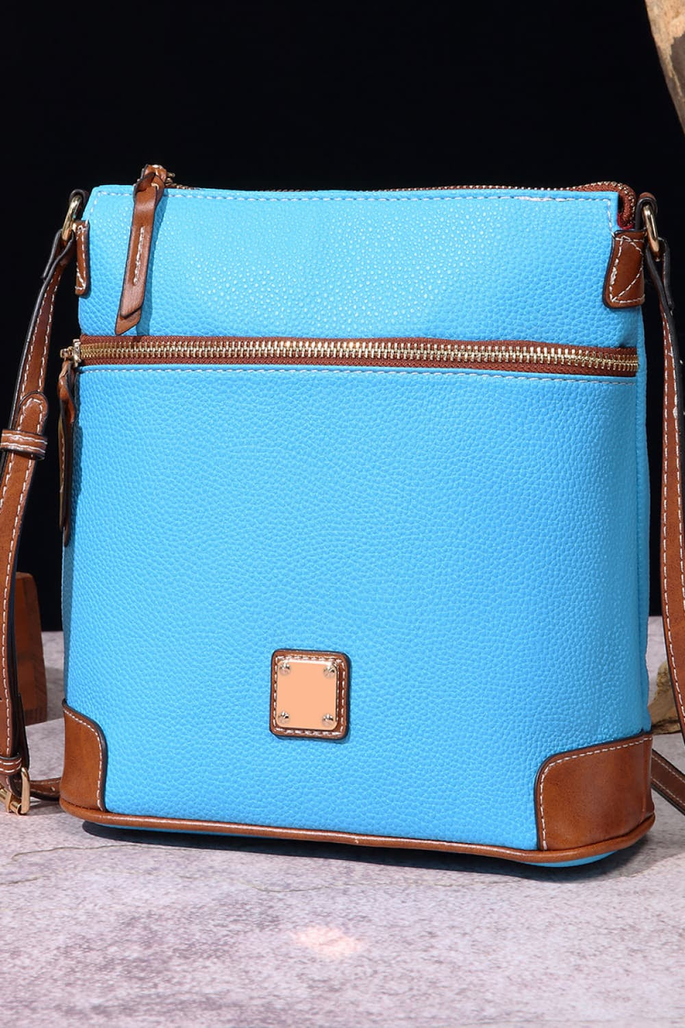 Chic & Versatile Medium PU Leather Crossbody Bag – Your Ultimate Style Companion