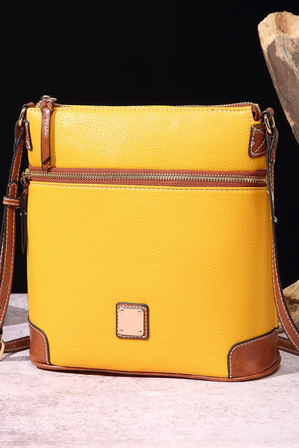 Chic & Versatile Medium PU Leather Crossbody Bag – Your Ultimate Style Companion