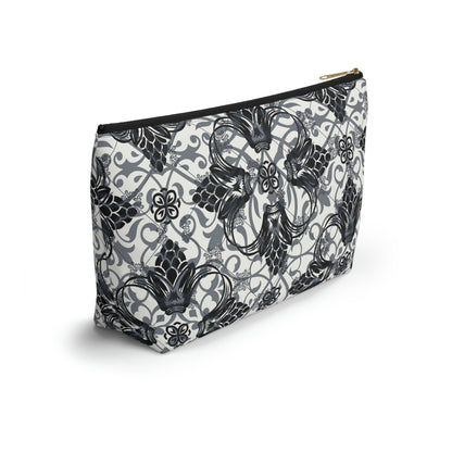 Discover the Stylish & Durable Minimalist Accessory Pouch - ITALIANA by Queennoble for the Perfect Organization Solution!